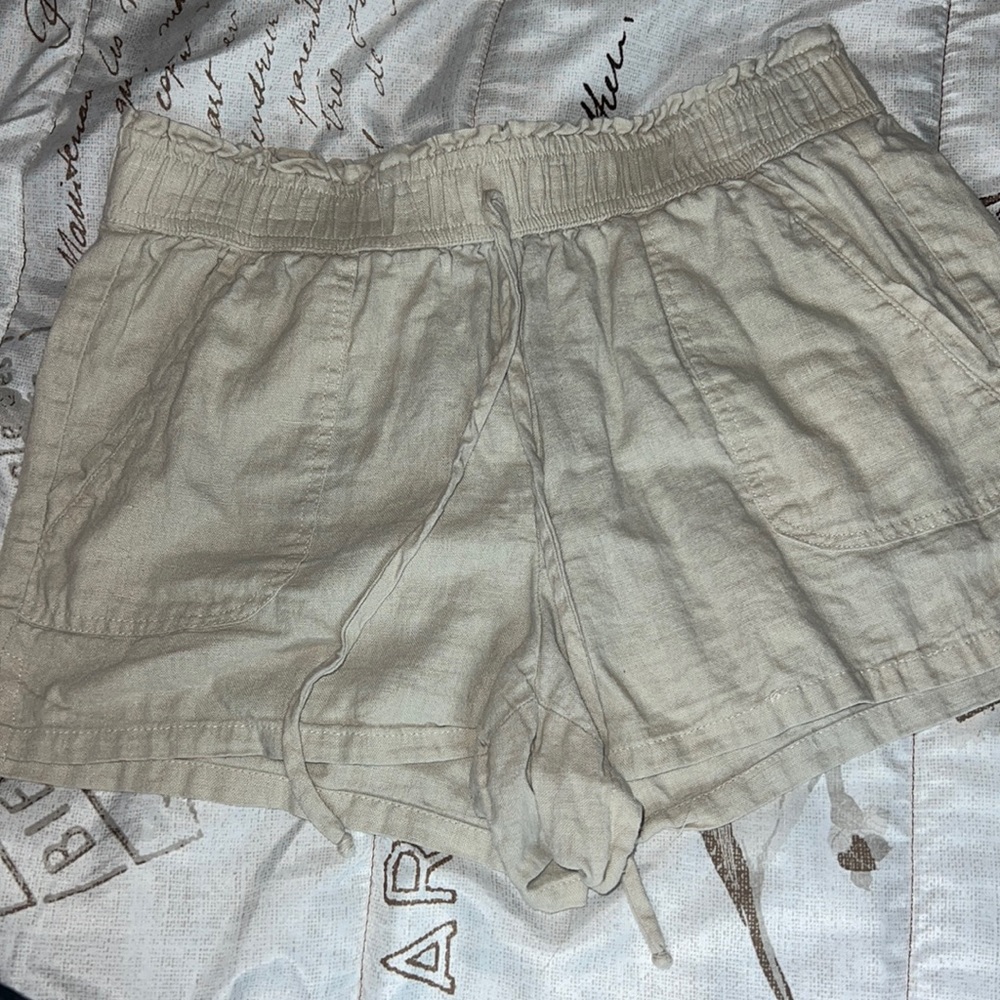 Cream shorts